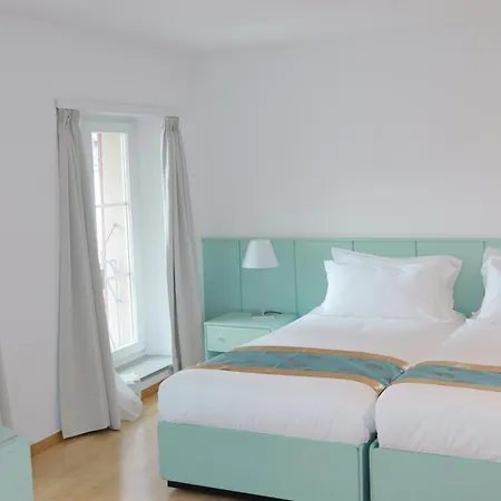 Swiss La Couronne Hotel