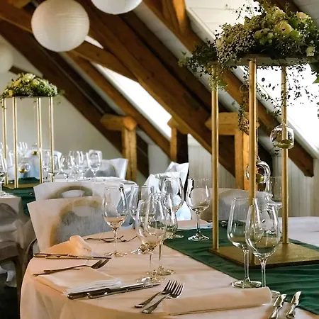 Swiss La Couronne Hotel