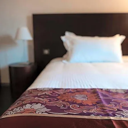 Hotel Swiss La Couronne 3*