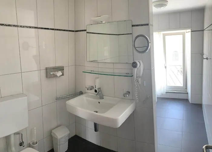 Swiss La Couronne 3*