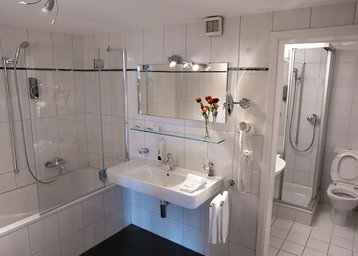 Swiss La Couronne Hotel 3*