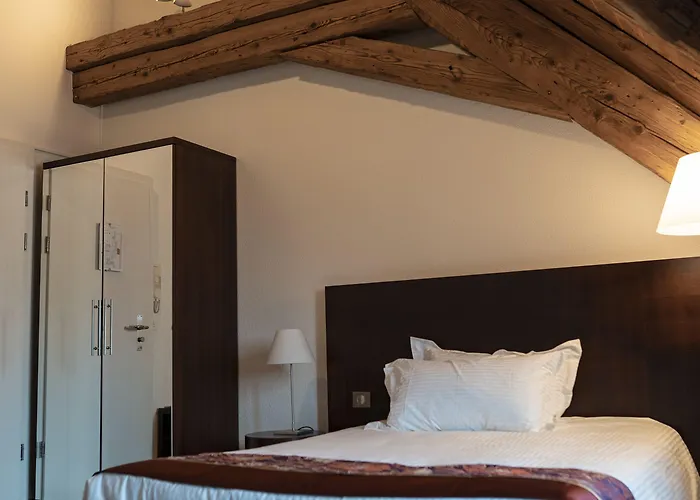 Swiss La Couronne Hotel 3*