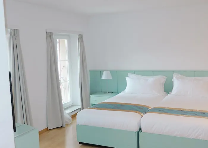 Swiss La Couronne Hotel