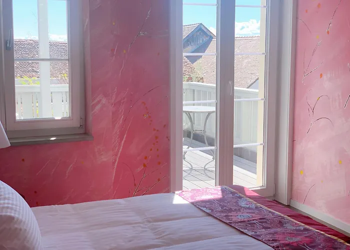 Отель Swiss La Couronne 3*